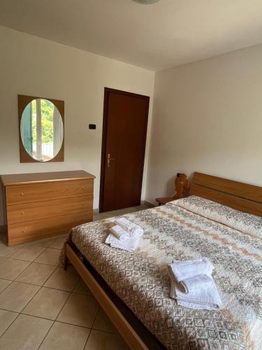 Casto Apartment | A B House 6 Rustic Holiday Apartment in Casto