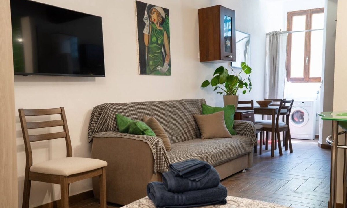 Ravenna Apartment | A comfortable 34 square-meter studio apartment that sleeps up to three people, located on the ground floor of a renovated building.The property enjoys a strategic location just steps from Ravenna's historic center, in a quiet residential area well-served