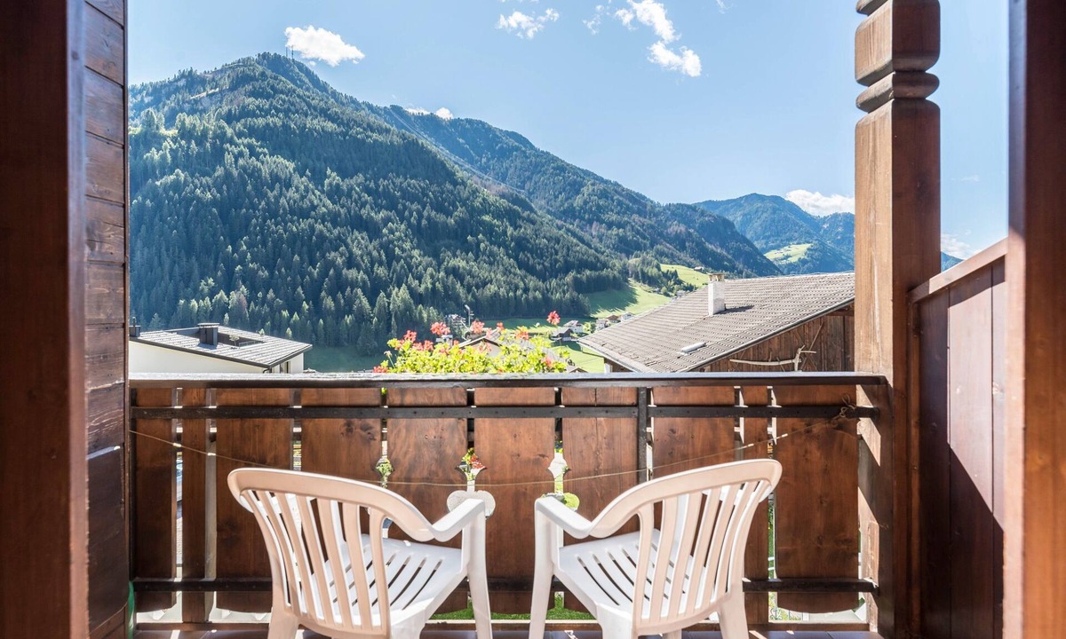 Ortisei Apartment | Apartment Prapoz Typ C2 with Mountain View, Wi-Fi & Balcony