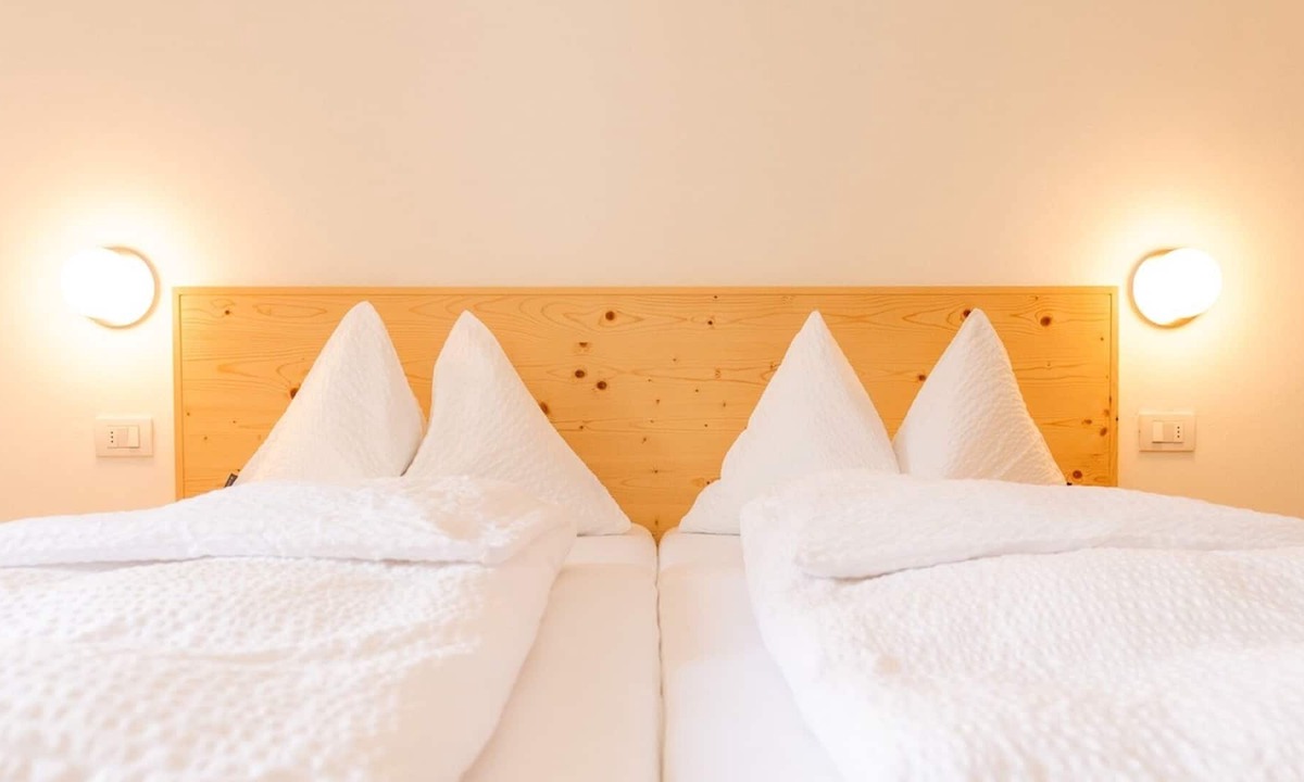 Ronzo-Chienis Apartment | Apartment Trilocale Ronzo with Mountain View, Balconies & Wi-Fi