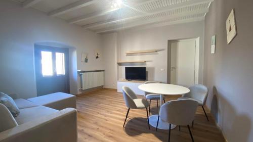 Piadena Apartment | Appartamento Apt2