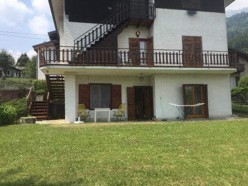 Borno Apartment | Appartamento Borno Giardino B&B