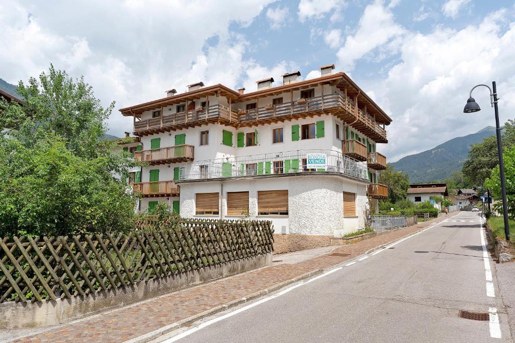 Bocenago Apartment | Bocenago Duplex