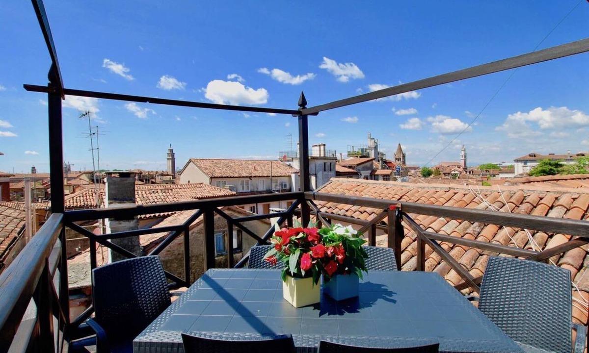 Dorsoduro Apartment | Ca Grimani Private Terrace and Great Canal View
