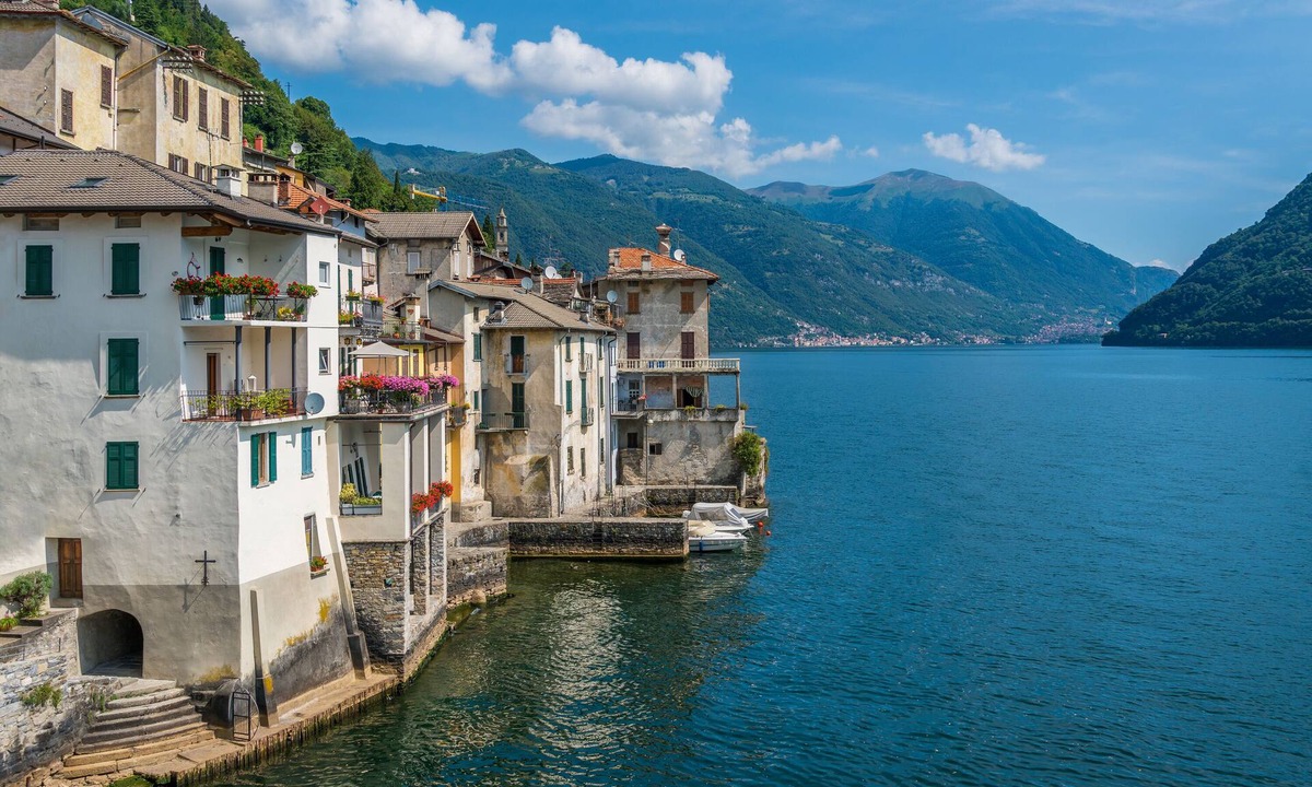 Santa Maria - Rezzonico Apartment | Casa Lisetta