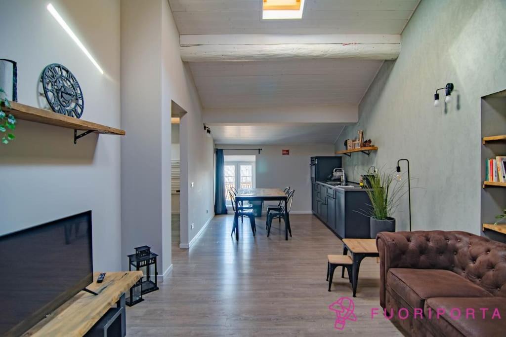 San Leonardo Apartment | FuoriPorta Affitti Brevi - Corte 2 con parcheggio gratuito