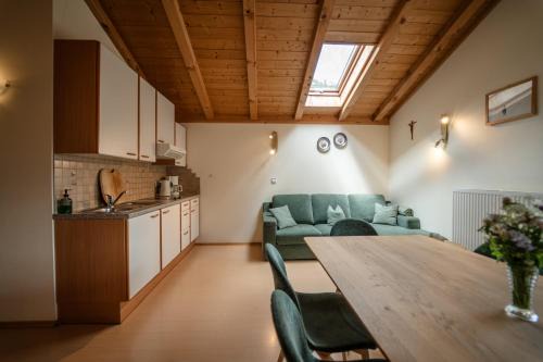 Martello Apartment | Gandhof - Bio-Bauernhof mit Hofkäserei im Martelltal