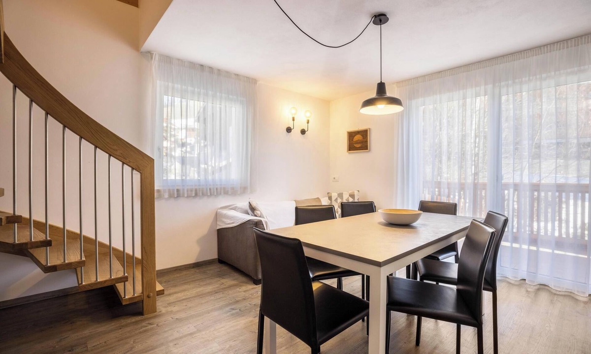 San Vigilio Apartment | Holiday Apartment "Sis Residenz Bun Sté" with Mountain View, Whirlpool and Sauna