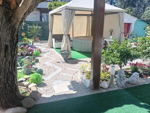 Maiolati Spontini Bed & Breakfast | Il SORRISO