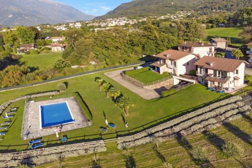 Colico Piano House | Iris