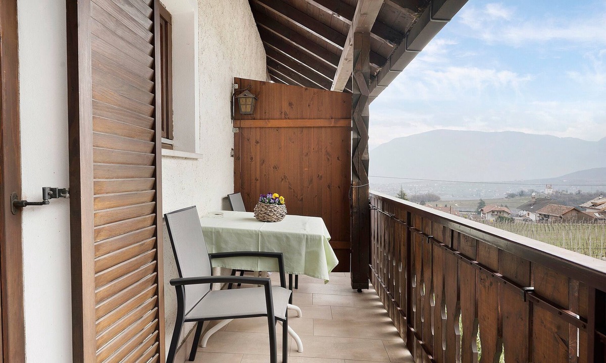 Berg/Monte Apartment | Room "Harmony" with Mountain View, Shared Garden and Wi-Fi