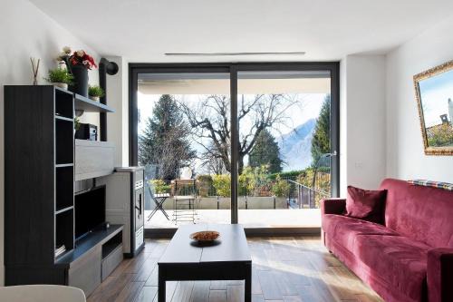Perledo Apartment | La Grande Bellezza
