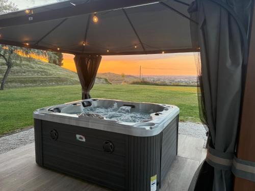 Quartiere Rubicone House | Le Essenze - Agriturismo con vista