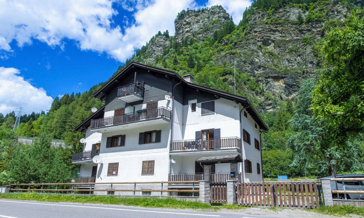 Valtellina Apartment | Leonardi Terrace by Interhome