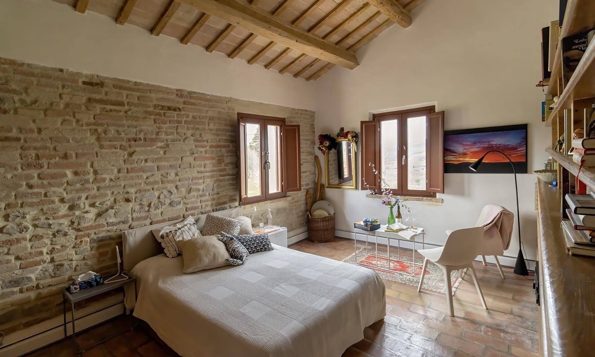 Serra de' Conti Apartment | Multi-bed room for 3 guests with 16m² in Serra de' Conti (AN) (272676)