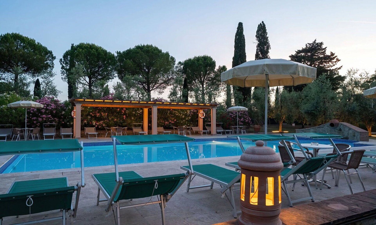 Peccioli Apartment | Nice apartment for 4 people with A/C, pool, WIFI, TV, pets allowed and panoramic view
