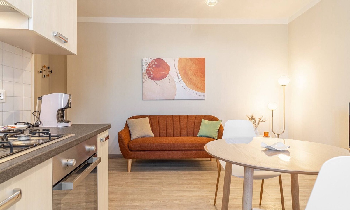 San Donato House | “Non Per Caso” – Elegant Design & Private Parking