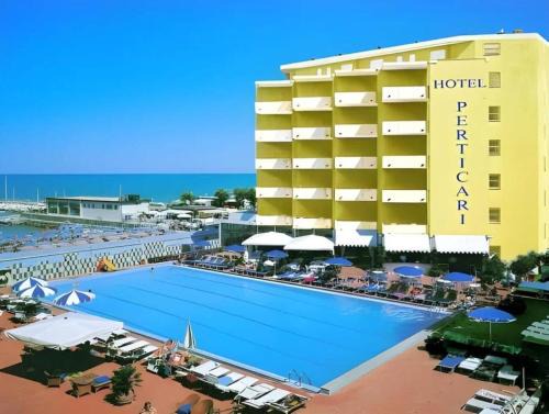 Pesaro Hotel | Perticari