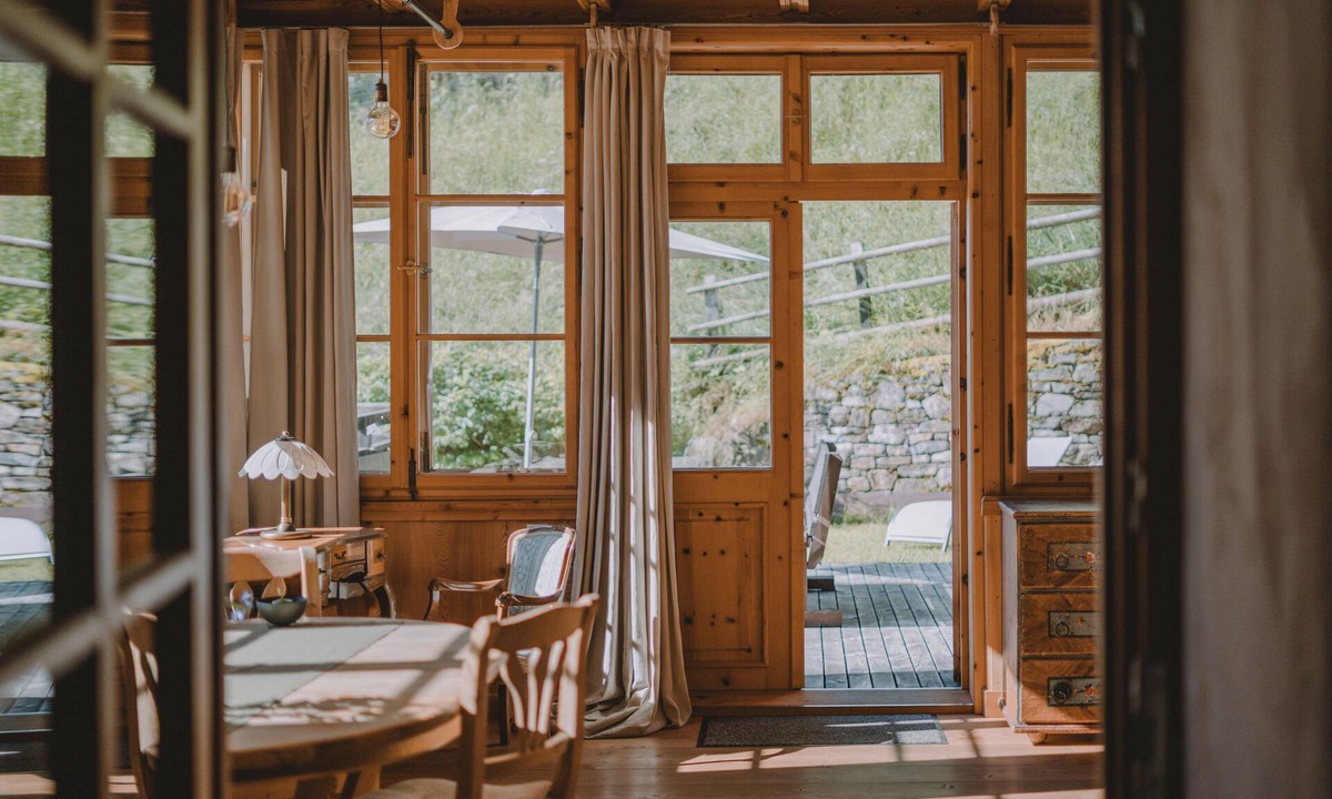Tesimo Apartment | Romantic vacation apartment on a historic estate