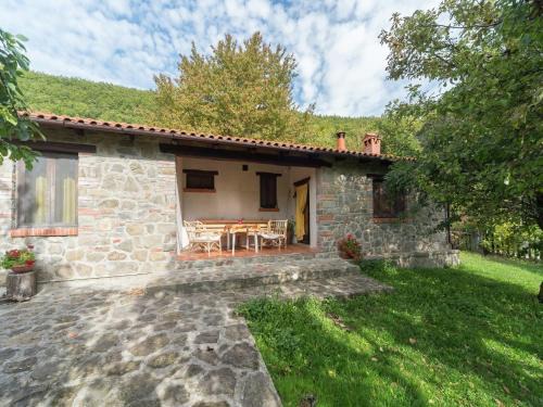 San Marcello Pistoiese Ski Chalet | Secluded Chalet with Pool