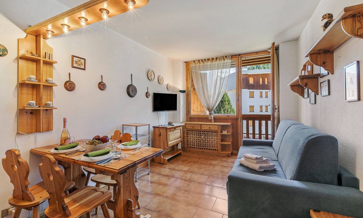 Borgata Sestriere Apartment | Studio Valleverde 11D Ski In Ski Out, Sestriere, Italy