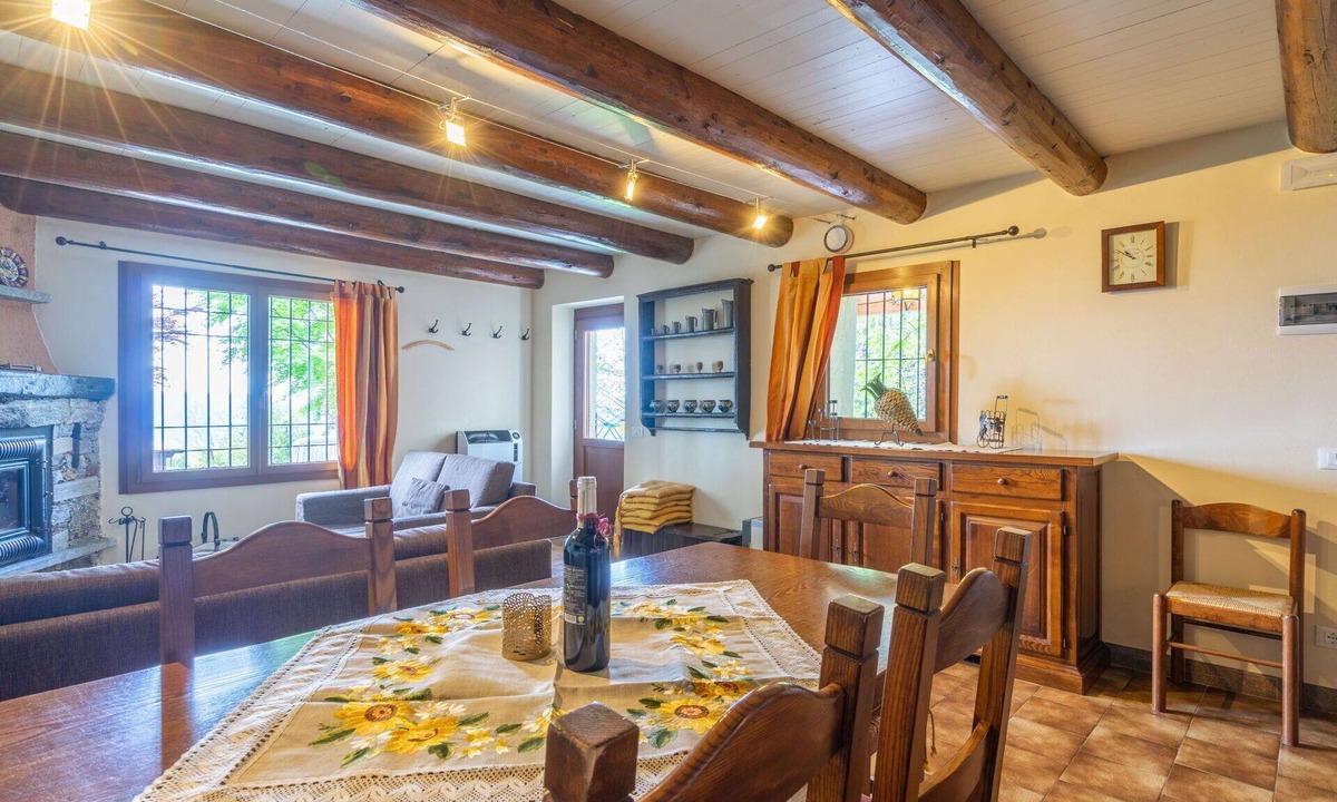 Trarego Viggiona House | Stunning private villa for 6 people with WIFI, TV, patio and pets allowed