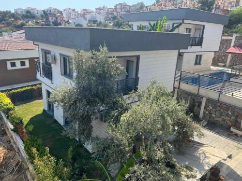 Kadnlar Denizi Mahallesi Villa | ViLLA CEYLAN 3