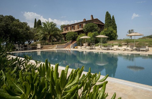 Scarlino Villa | 300 m² Villa ∙ 7 bedrooms ∙ 13 guests