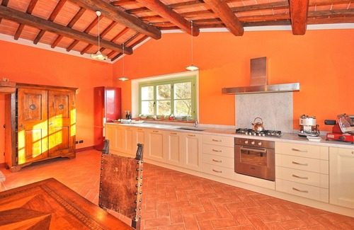 Castiglion Fiorentino Villa | Private Villa with private pool, A/C, WIFI, TV, pets allowed, panoramic view, close to Cortona