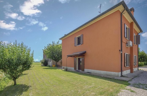 Lendinara House | 4 bedroom accommodation in Lendinara RO