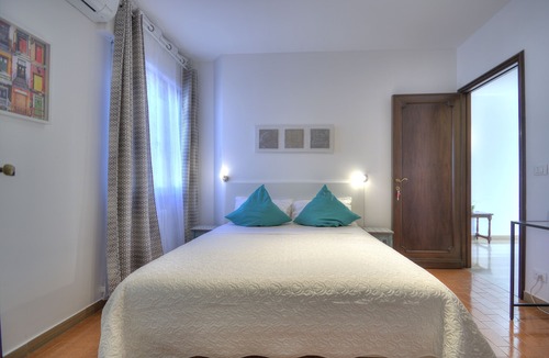 Mestre Apartment | 900MUSEUMnext # 1 - private double bed / bathroom, wifi, aircond