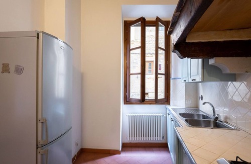 Duomo Apartment | Acqua Apartment - Four Bedroom Apartment, Sleeps 7