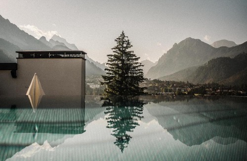San Vigilio Hotel | Al Plan, A mountain moving hotel