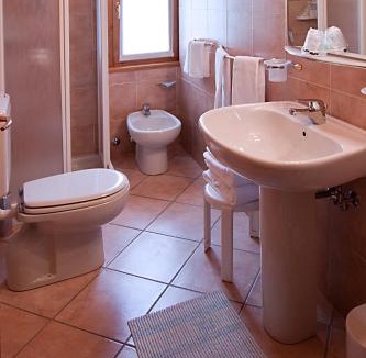 Bossico Hotel | Albergo Milano