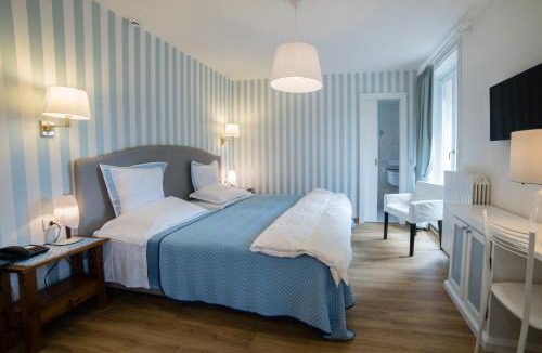 Lanzo d'Intelvi Hotel | Albergo Milano Snc
