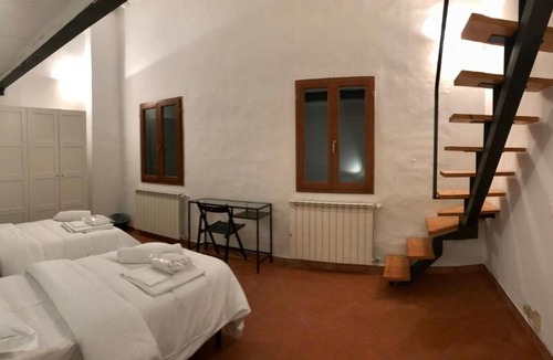 Santissima Annunziata Apartment | Alfani second floor
