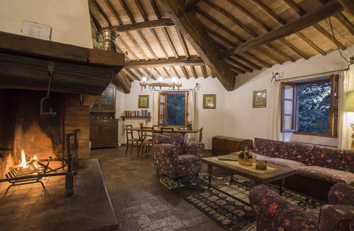 Proceno Other | Ancient splendour, accommodation with swimming pool in a castle