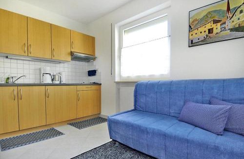 Silandro Apartment | Apartment in Schlanders with terrace