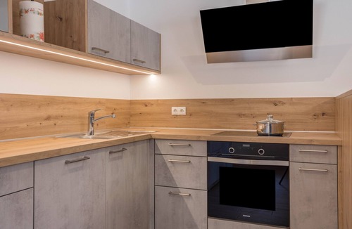 Valles Apartment | Apartment 'Lechnerhof Murmeltier' Near the Ski Area with Mountain View, Wi-Fi & Balcony