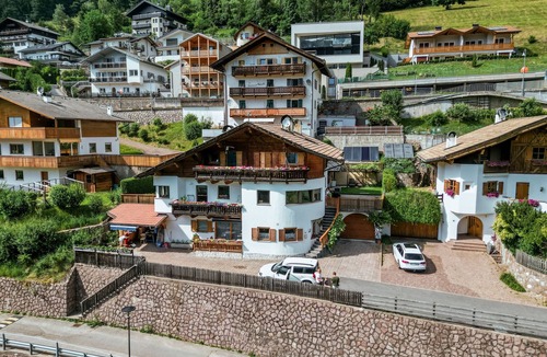 Nova Levante Apartment | Apartment 'Simon' with Mountain View, Balcony and Wi-Fi