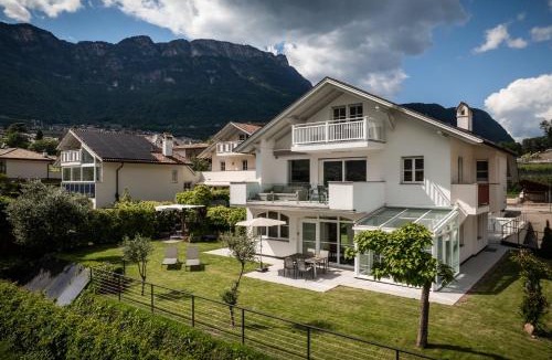 Caldaro Sulla Strada del Vino Apartment | Apartment Villa Laurin