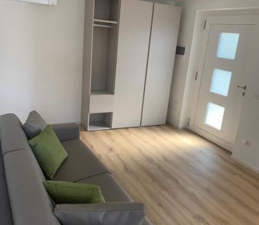 Malcesine Apartment | Appartamento Viola