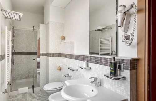 Crocetta-San Lazzaro-Modena Est Hotel | B&B Hotel Modena