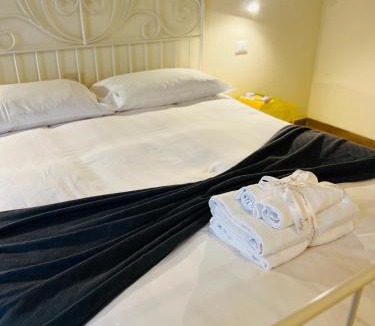 Santa Maria Novella Bed & Breakfast | Bed & Bed Peterson