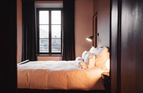 San Lorenzo di Sebato House | Bed & Breakfast "Castel Maurn Suite Alighieri" with View, Shared Pool & Wi-Fi