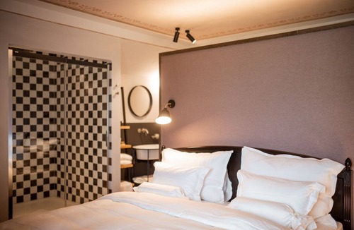 San Lorenzo di Sebato House | Bed & Breakfast Castel Maurn Suite von Gaderthurn with View, Shared Pool & Wi-Fi