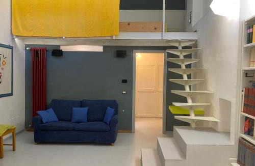 Foligno Apartment | Blu Klein