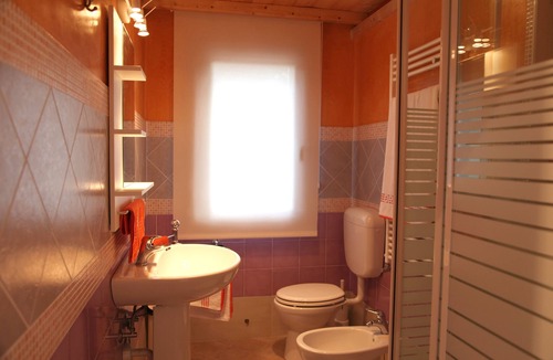 Lumignano Bed & Breakfast | Brojo Hill B&B - 2 Double Bedrooms with private baths