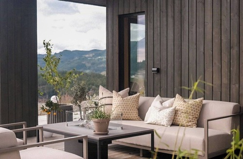 Suldal House | Cabin overlooking Ryfylke fjord