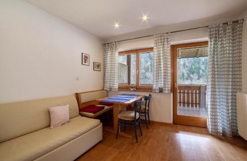 Saltusio Apartment | Camping Passeier Arnika